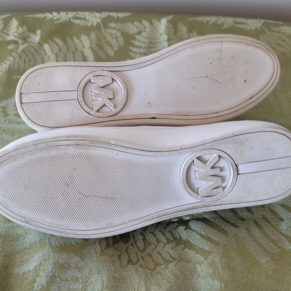 Micheal Kors Shoes - Picture 7 of 8